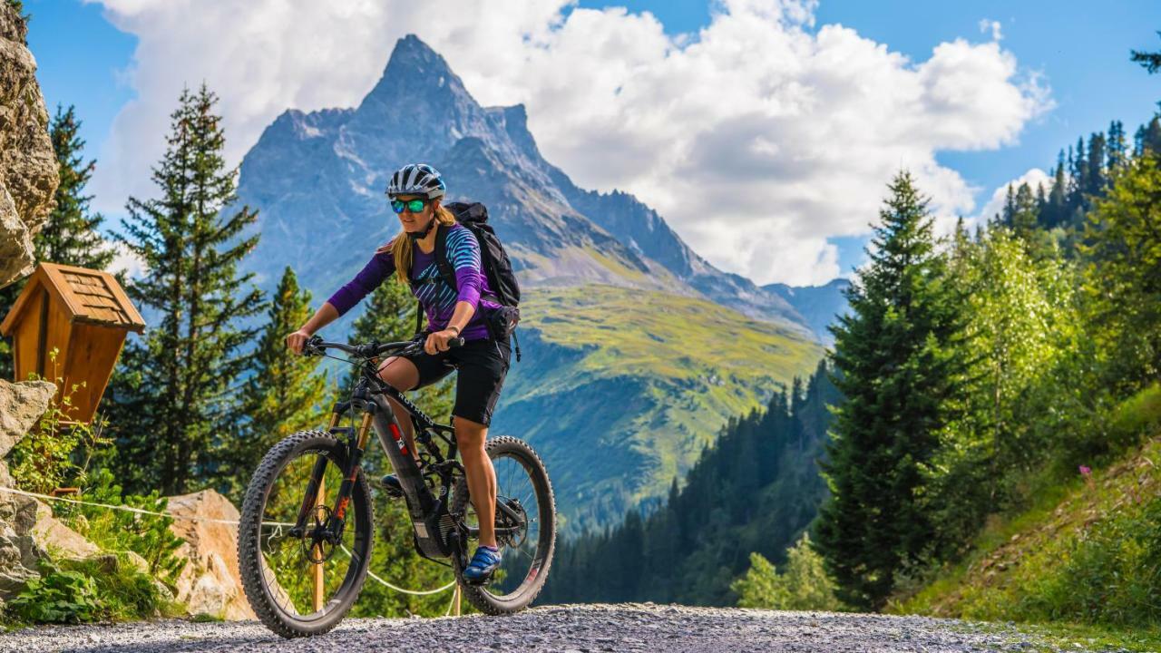 Hotel Lux Alpinae Sankt Anton am Arlberg Buitenkant foto